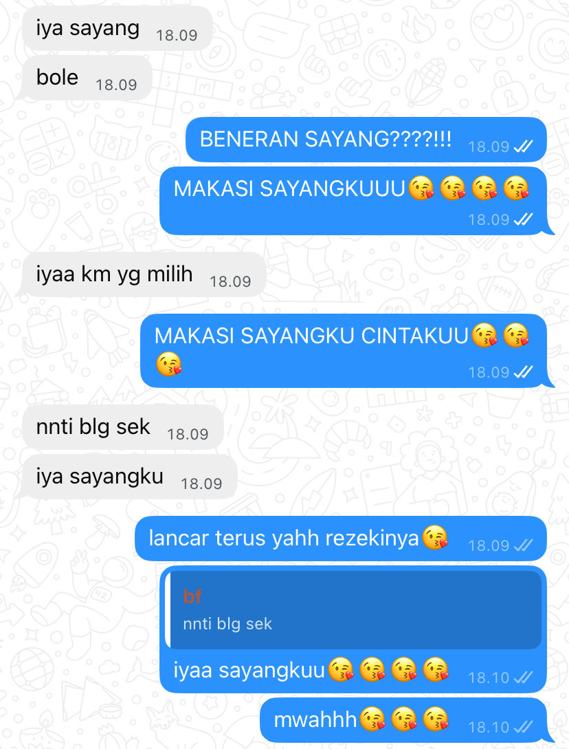 keshanajae's tweet photo. dia tnya mau kado apa terus aku jwb tas brand lokal aja tp harga nya lumayan lah ya dan sebener e agak gmna gitu mau bilangnya, tp ternyata di iyain sm doi🤍 makasi sayangg🤍 https://t.co/jyuJYxKvZl