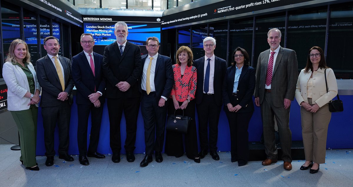 LSEplc's tweet image. 🎉 @MeridianMining plc opened the market today to celebrate its admission to our Main Market, supporting the next phase of growth for its gold and copper portfolio in Brazil. 👏👏👏 lseg.group/3QEntKi
#MarketOpen #MainMarket #Mining