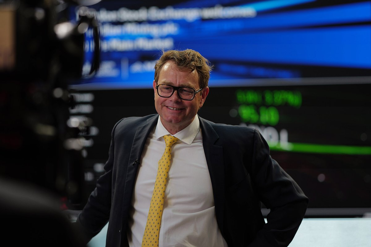 LSEplc's tweet image. 🎉 @MeridianMining plc opened the market today to celebrate its admission to our Main Market, supporting the next phase of growth for its gold and copper portfolio in Brazil. 👏👏👏 lseg.group/3QEntKi
#MarketOpen #MainMarket #Mining