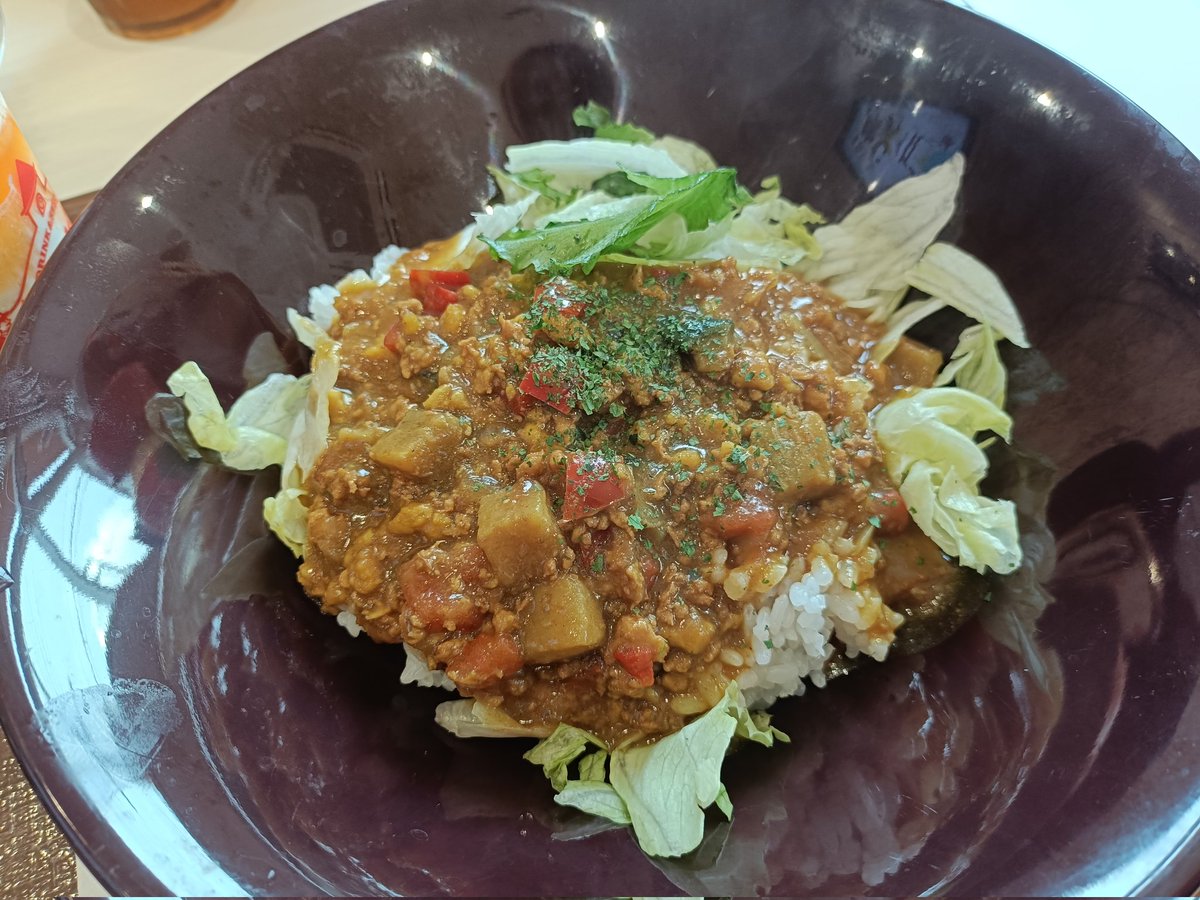 rintama1979's tweet photo. すき家のキーマカレー美味しい(๑´ڡ`๑) https://t.co/aVa736Olaz