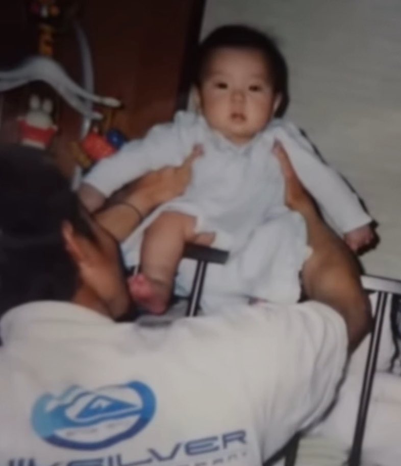 รูปโชทาโร่ตอนเด็กที่ชั้นชอบที่สุดตอนนี้ก็คือออออออออออออออออออออ ไอ่ยู้กหมาง่วงอิ่มนมมมมมมมม