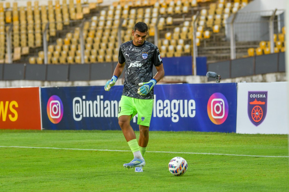 bengalurufc's tweet image. A proud moment for the club's #YouthDevelopment programme. 🔵

8️⃣ of the 9️⃣ players on the bench this evening have graduated from the BFC Reserves. 💪

#WeAreBFC #OFCBFC #Jotheyali