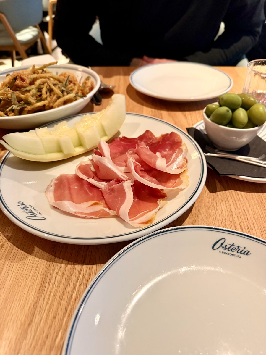 LostSounds__'s tweet image. A gorgeous Italian in London’s West End. Get a wife who can do both classy + dirty, gritty urban.

That’s what happens when you grew up poor + worked hard to become successful. All. By. Yourself. No help from anyone.

#SelfMade #Classy #EveryNightIsDateNight #LuckyGirl #MyLove