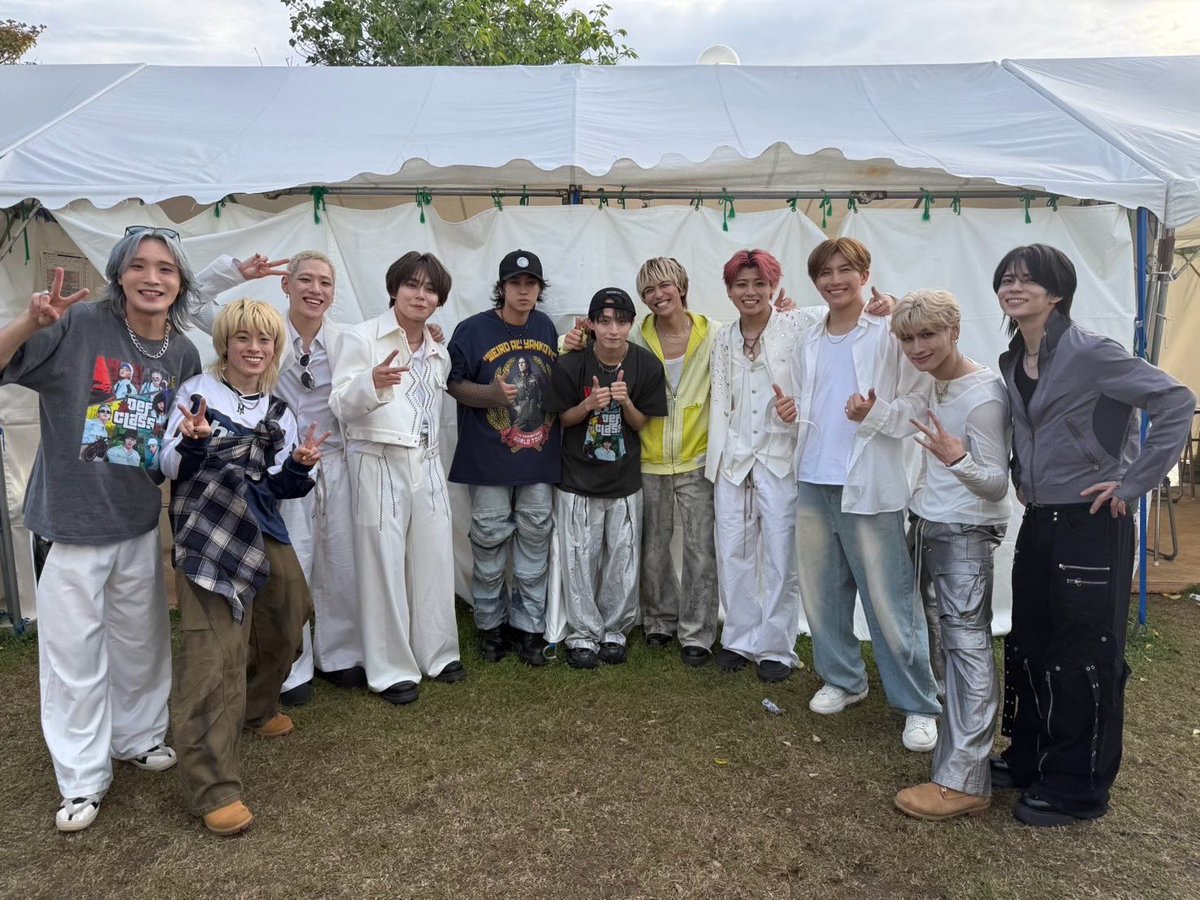 TBG_account's tweet image. #THEBEATGARDEN × ☀️☀️☀️

EARLY SUMMER FESTA 2026
ありがとうございました🐬🫧

#BOYSANDMEN さん
#杉本琢弥 さん
#Defclass さん