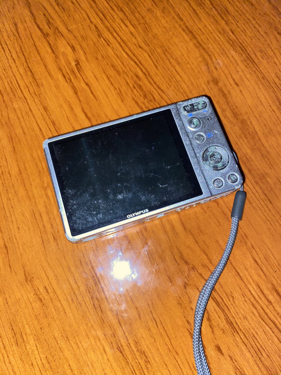 valiusales's tweet photo. wts lfb ph digicam 

OLYMPUS VG-130

- ₱350
- FOR REPAIR
- buttons need to be repaired and white screen
- reply/dm for more details 

mop: gcash, bank transfer, cash
mod: meet up (around ubelt &amp; cubao) sdd (quezon city) ggx, jnt https://t.co/PfvF3vLNn7