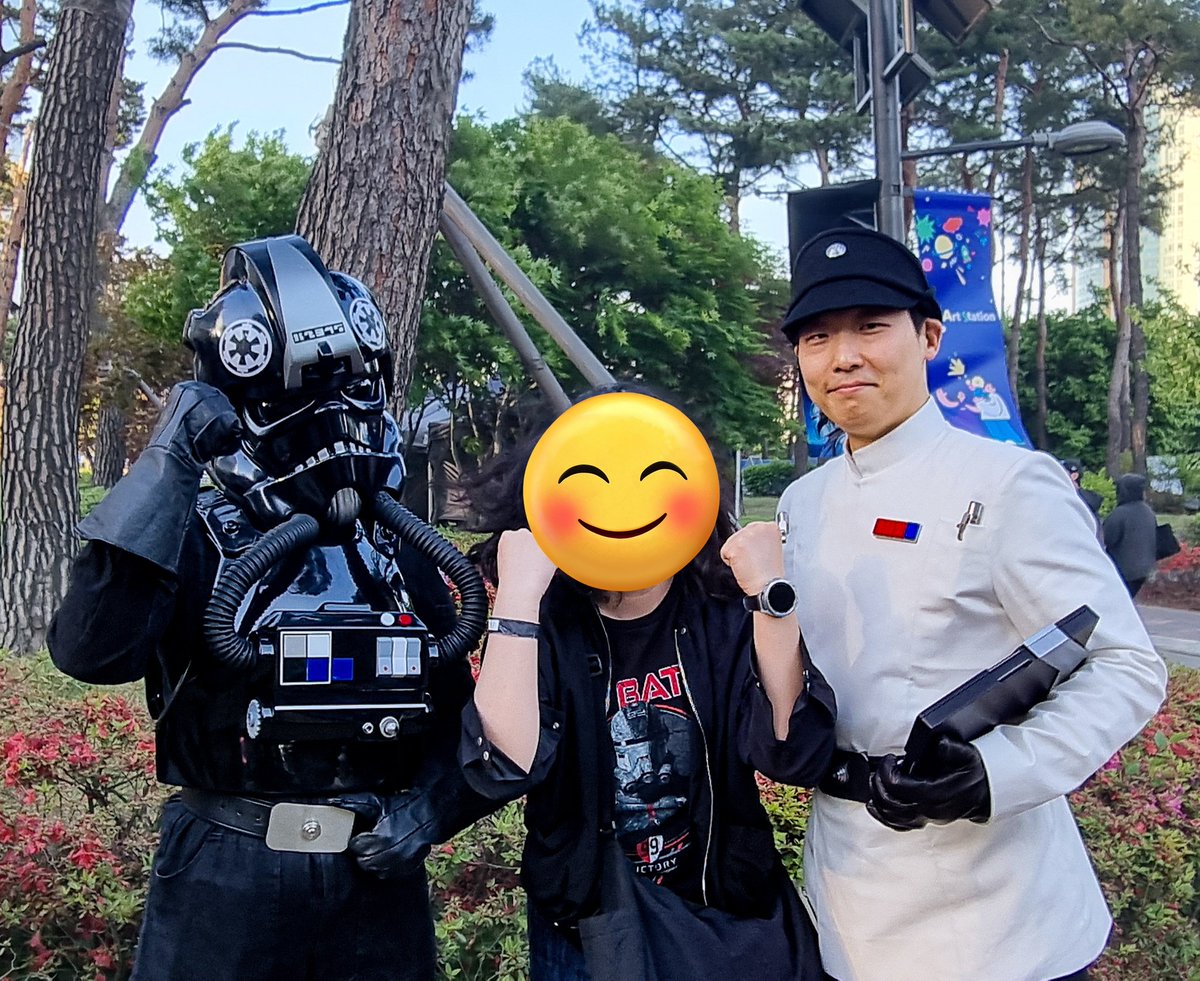심심풀이로 본 별전쟁이 이렇게 재미있을줄은 몰랐지 tweet media