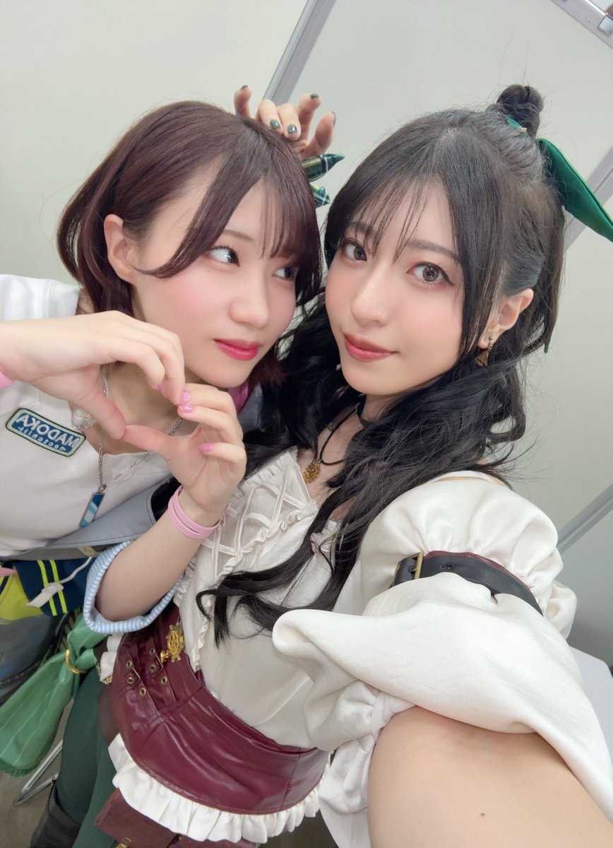 八巻アンナ tweet media