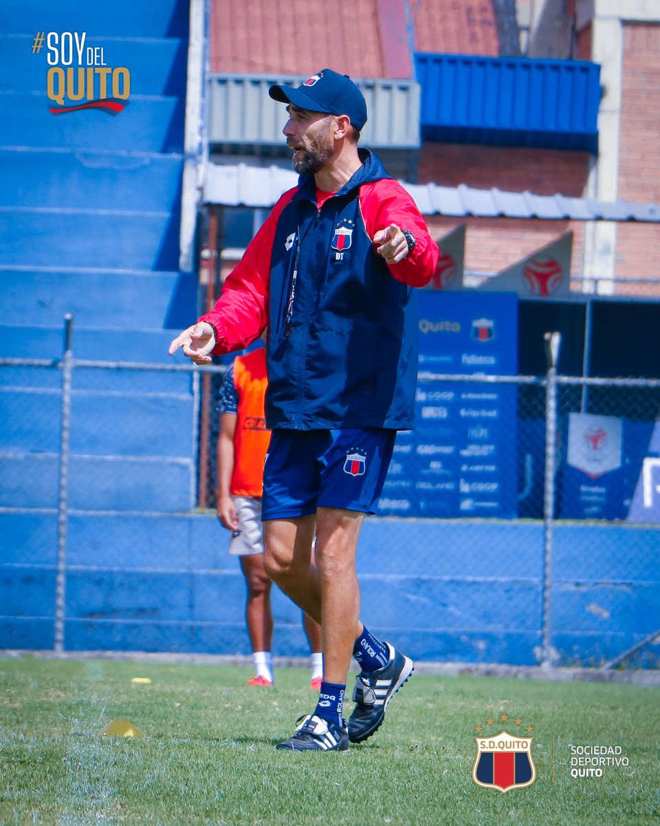 La Red Ecuador tweet media