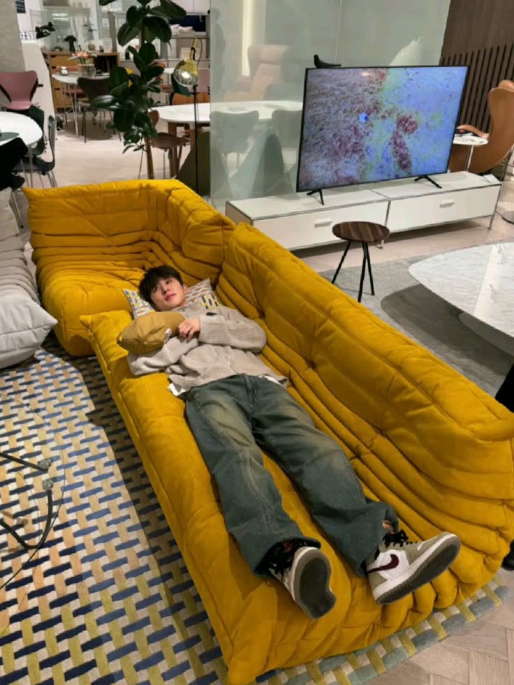 YU_BIN tweet media