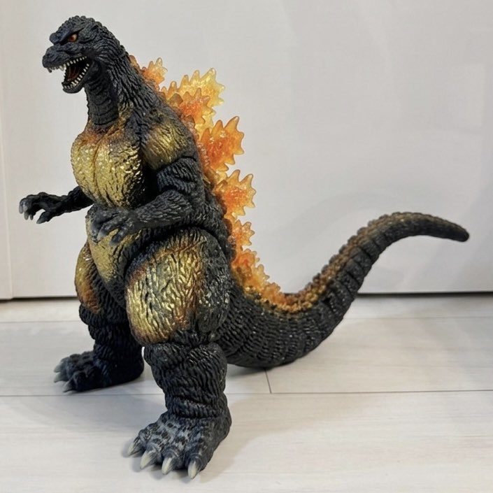 soft_vinyl_figure_lovers tweet media