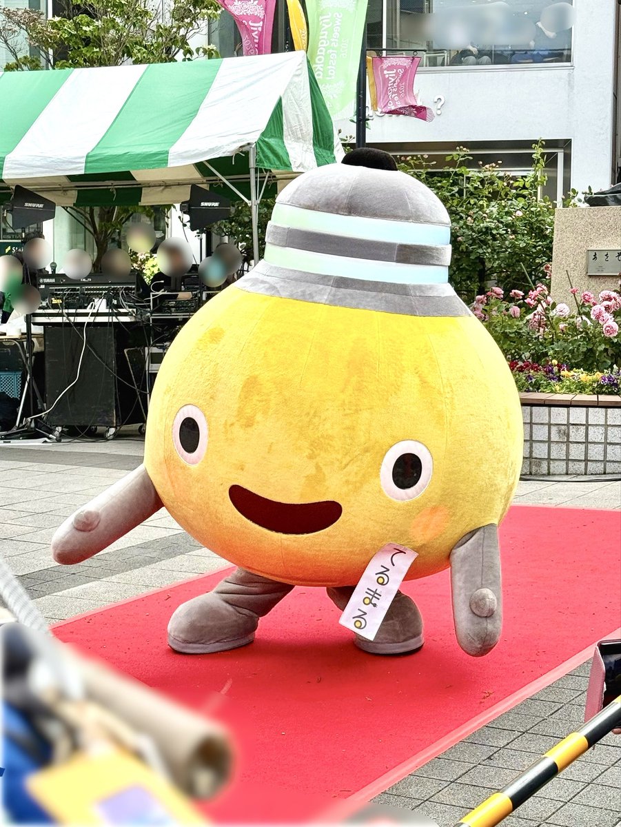 teruterumaroro's tweet photo. 『Jiyugaoka Sweets festa 』
てるまるソング&amp;ダンス初お披露目イベントに行って来ました💡
久しぶりのてるまる〜🥹
とってもかわゆかった😮‍💨🧡
今日もありがとう🫶
#てるまる
#てるまるソング https://t.co/GLAZCLpPGR
