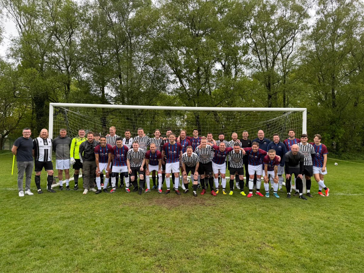 LanghoFC's tweet photo. A great day at the club yesterday as we hosted a Langho Legends match. Thank you to Mick G for organising and to Rachael and her bar staff for looking after us all!
👍⚽️💙❤️💙 https://t.co/TFCy531IFs