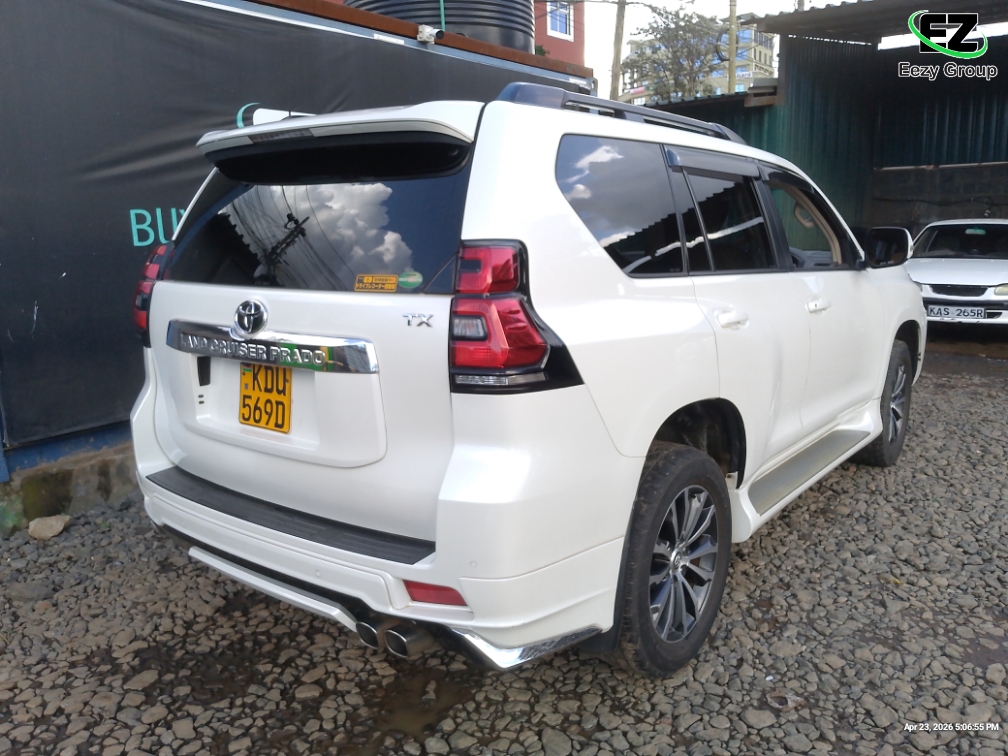 Eezy Cars_ KE tweet media