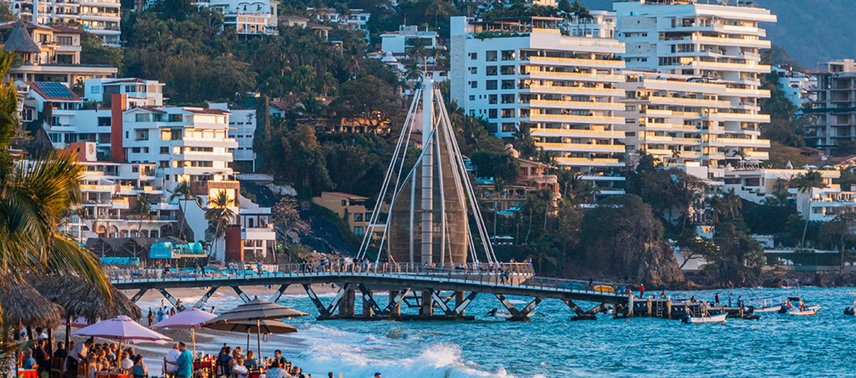 PinnacleResorts's tweet photo. Las olas de Puerto Vallarta te esperan para surfear sin complicaciones. Desde principiantes hasta expertos, las playas aquí tienen justo lo que necesitas para montar la tabla. 🌊

.
.
🔗 https://t.co/84a4t6LqeF
.
#puertovallarta #luxuryresorts #pinnacleresorts https://t.co/i92kXoqf1r
