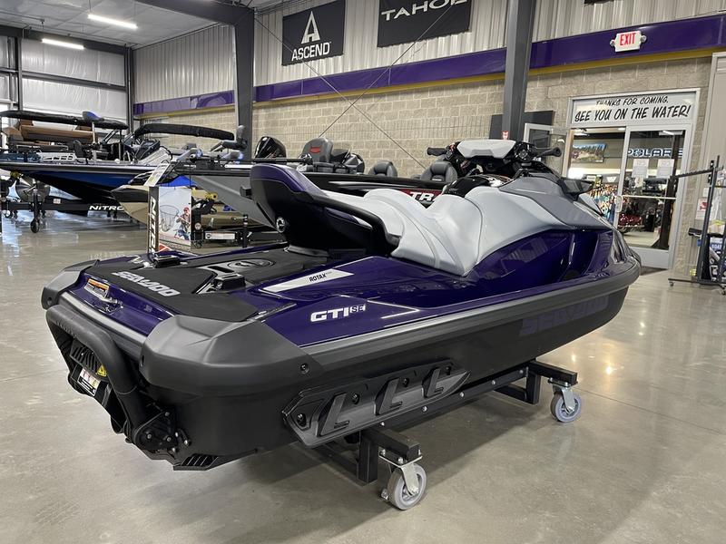 VETESNIK_PWRSPT's tweet image. Discover the 2025 Sea-Doo GTI™ SE 130 iBR – perfect for family fun! Smooth handling and 130 HP. Learn more: 📞 608.647.8808 🌐 bit.ly/4tVrKqN #AdventureAwaits #MakeWaves