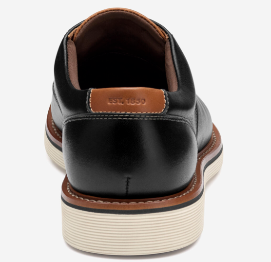 SHOEBACCA.COM tweet media