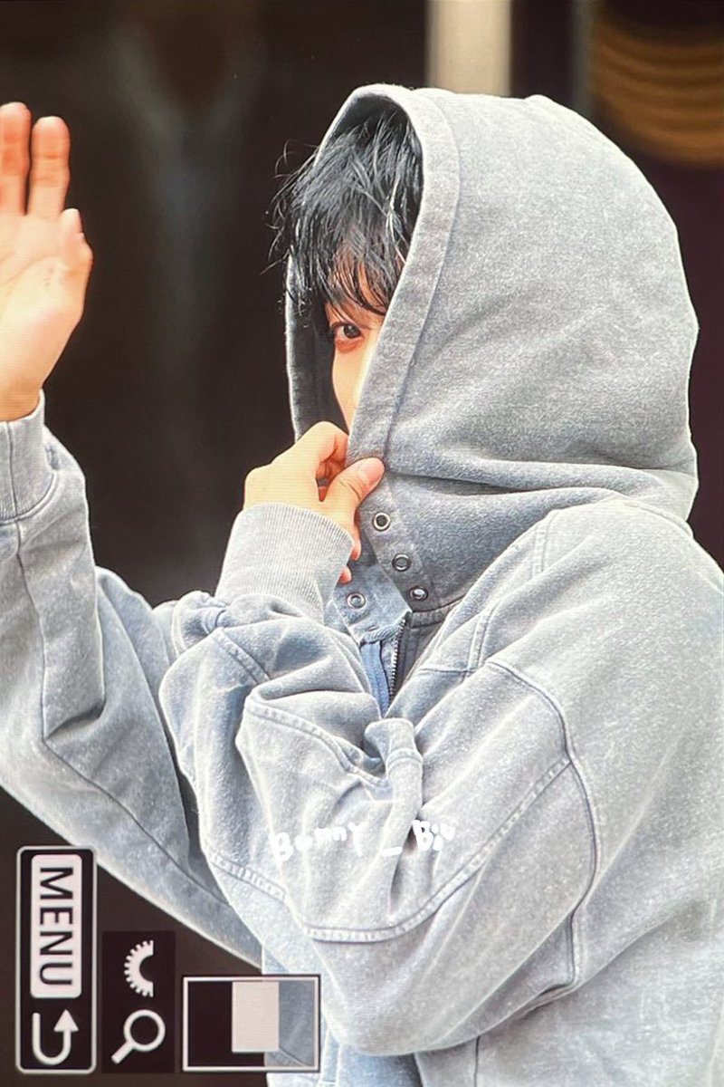 빈칸 tweet media