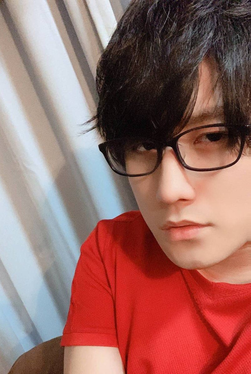 ほんの数年前のオレなのに美しすぎてたまげてる