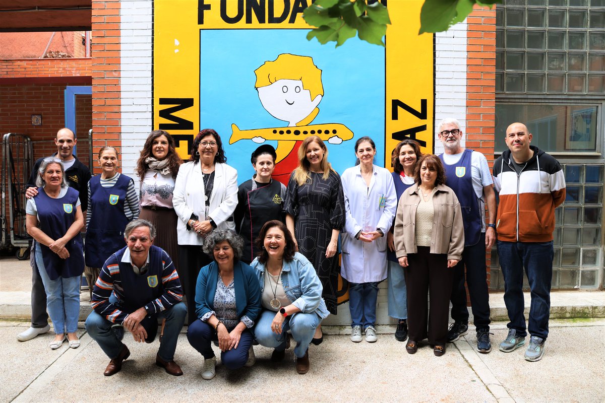 El Centro Familiar El Pozo de la Fundación Mensajeros de la Paz es una casa de oportunidades para las familias más vulnerables. 

Su centro de formación para el empleo en el que participan, en su mayoría, mujeres, logra un 95% de inserción en el sector sociosanitario.