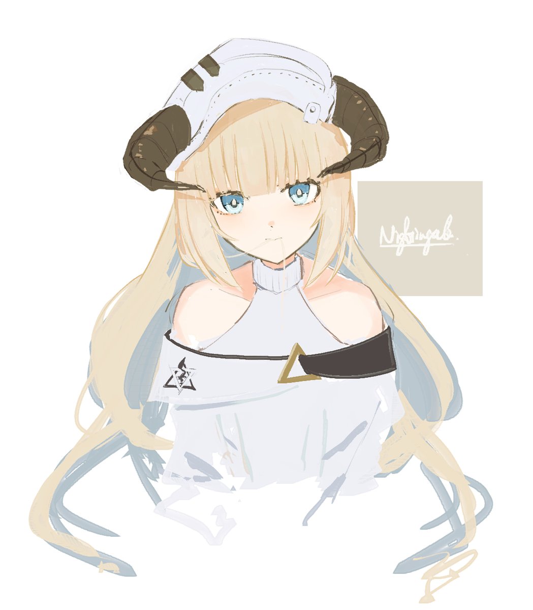 夜真白 tweet media