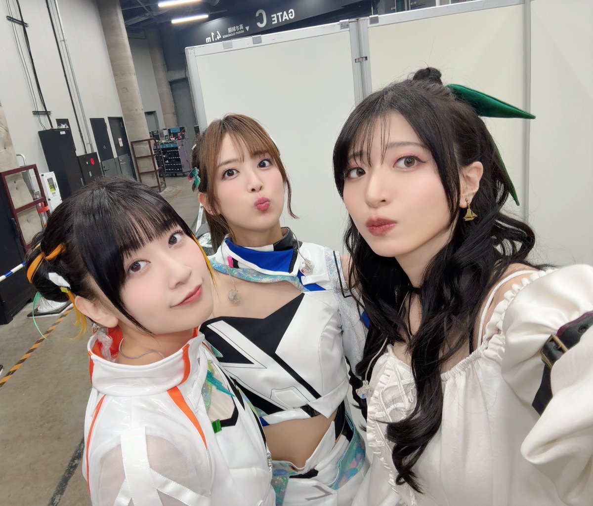 八巻アンナ tweet media