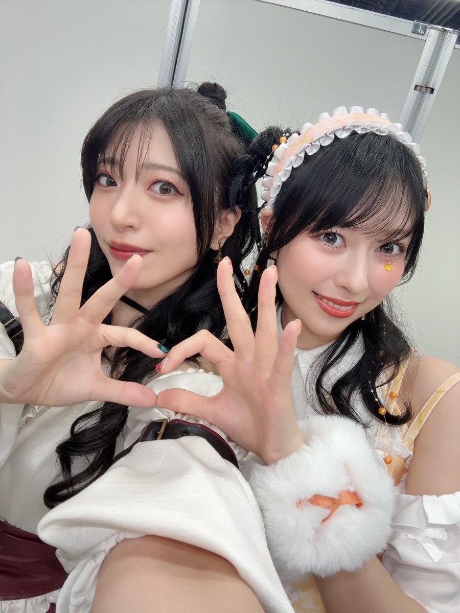 八巻アンナ tweet media