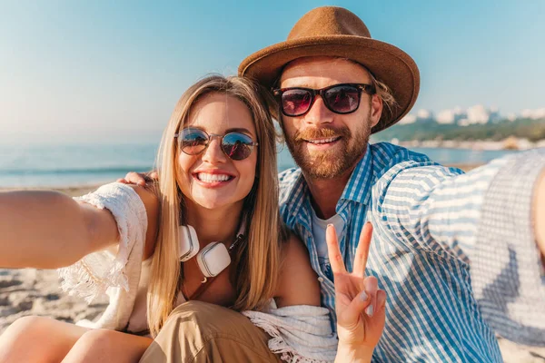 ExpatFocus's tweet photo. What better way to learn about living abroad than through other expats’ experiences? Read our latest interviews online! https://t.co/t6Ioi6nG84 https://t.co/eet5Wcg7Ah