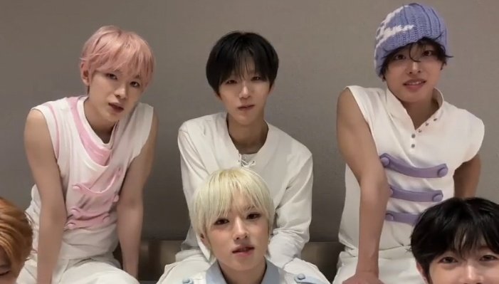 라리링 🐱🐶 tweet media