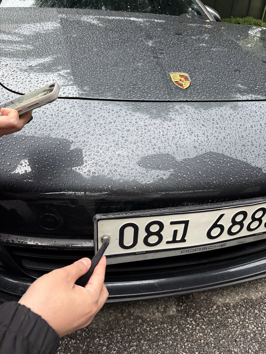 daram_stacey's tweet photo. 진짜 parked car accident 🫨🫨🫨🤯

#StoryTime #PlotTwist #AlmostCrashed #JK #CosplayLife #EventDay #Suwon #Nowon #ViralMoment

#故事时间 #反转 #差点出事 #其实没有 #角色扮演 #活动日 #爆笑日常 #打卡

#ストーリー #オチあり #事故かと思った #実は違う #コスプレ #イベント #日常ネタ https://t.co/T2MRNBE5sA