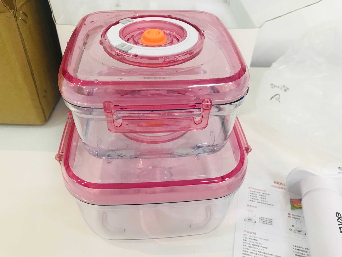 conniemac369's tweet image. Just unboxed my new tech gadget from [Brand]! Sleek design, vibrant display—can’t wait to test its features.  #Unboxing #TechLove #NewGadgetVibes