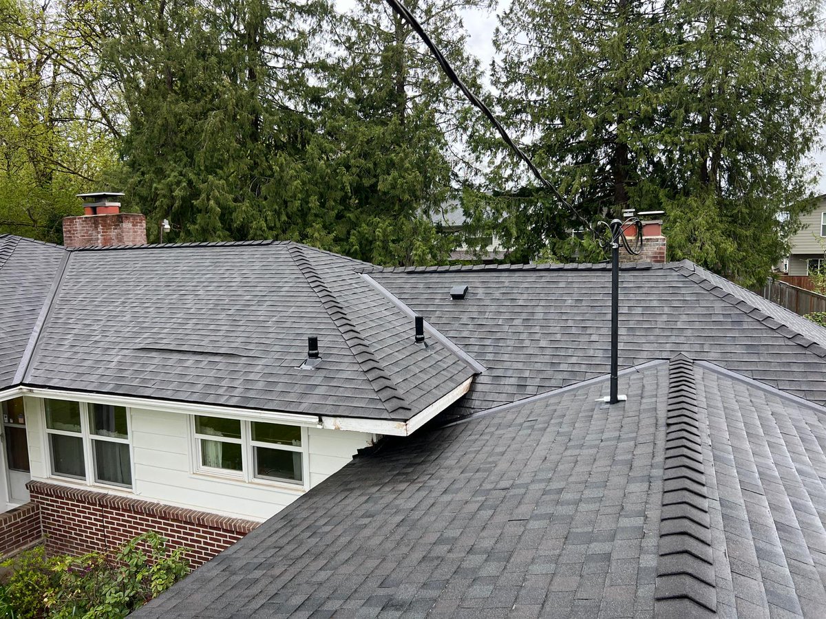 WoodNw70694's tweet image. ✨Trusted Roofing Solutions ✨
With over 14 years of excellence, Wood Village NW Roofing LLC provides trusted roofing services in Wood Village, OR, Fairview, OR, Albany, OR, and Gresham, OR. 
📞:503-676-7879
#RoofingExperts #RoofRepairs #RoofReplacement #SkylightInstallation