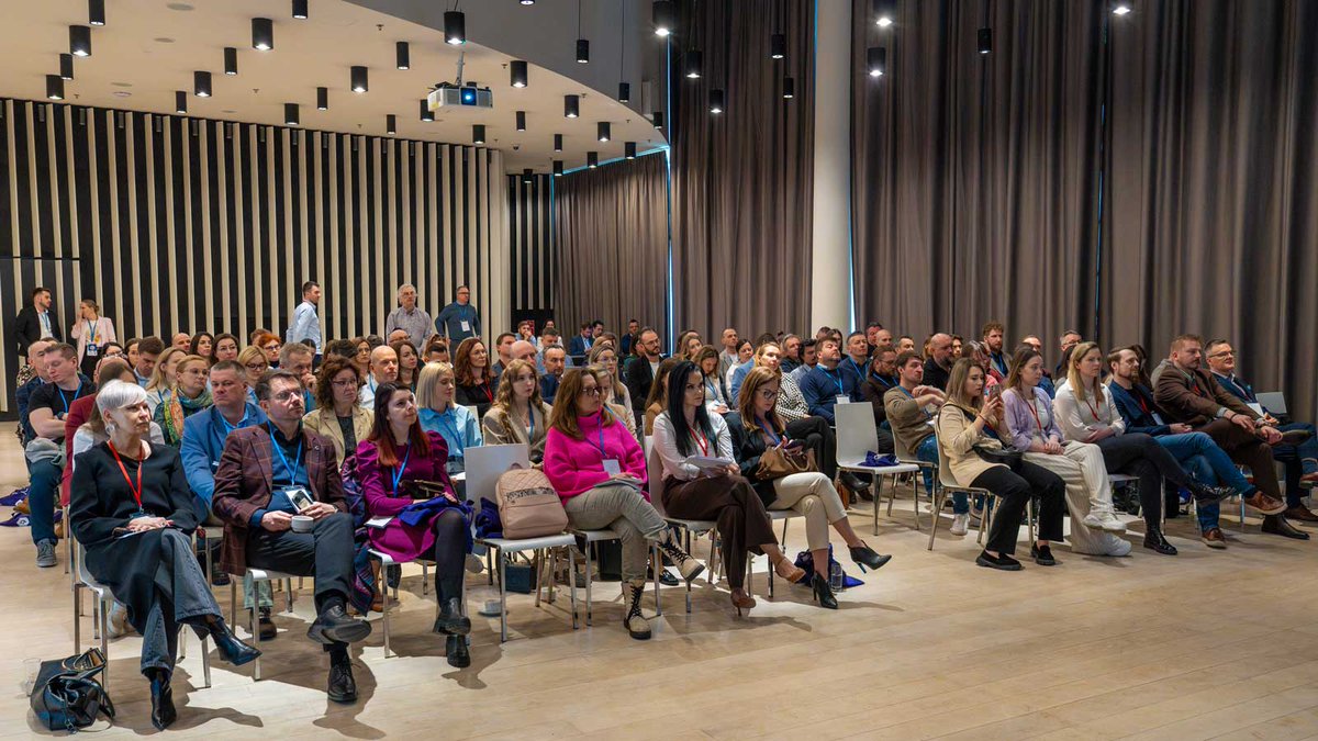 PortalNarzedzi's tweet image. Home &amp;amp; Garden Congress 2026 pokazał, że e-commerce w branży dom i ogród wchodzi w dojrzalszą fazę. AI, dane, B2B, cross-border i zaufanie klientów stają się kluczowe dla rozwoju rynku.

Czytaj więcej:
🔗 portalnarzedzi.pl/artykul/home–g…
#ecommerce #HomeAndGarden #B2B #AI