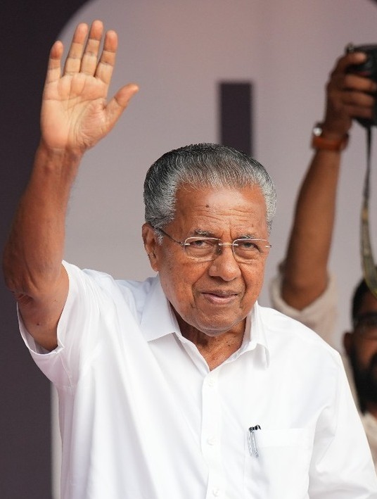 arjunraghunath's tweet photo. Pinarayi Vijayan tenders resignation as Kerala CM.

Kerala Governor Rajendra Vishwanath Arlekar has accepted his resignation and requested him to continue in office until alternate arrangements are made.

@DeccanHerald @pinarayivijayan https://t.co/J8iXXt8Lva