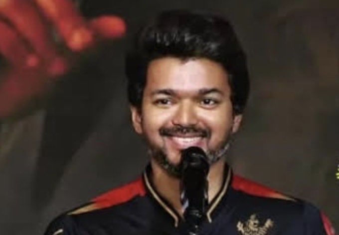 iiiishooo's tweet photo. Somehow the teams I support with red in their flags, got mocked, doubted but never fail to make me happy.
.
What a time to be alive as a RCB &amp; TVK supporter ♥️
#TVKVijay‌ #Vijay‌ #RCB #viratkohli https://t.co/0MpnV2VHNf