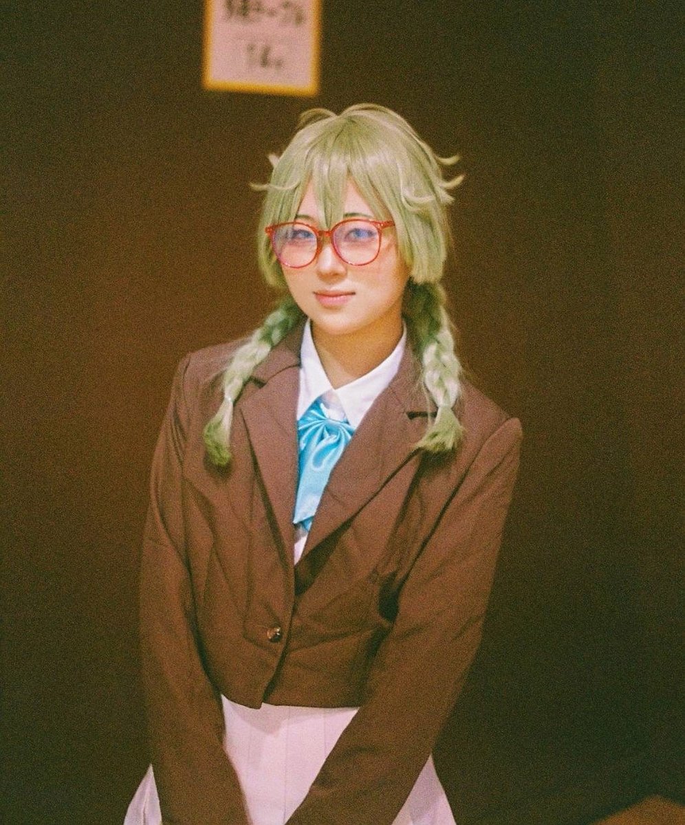 Blue_cosplay's tweet photo. シジマメイ/cosplay

――『美術室のシジマさん』――

#コミックひない #コミひな https://t.co/vXQs2G2P3b