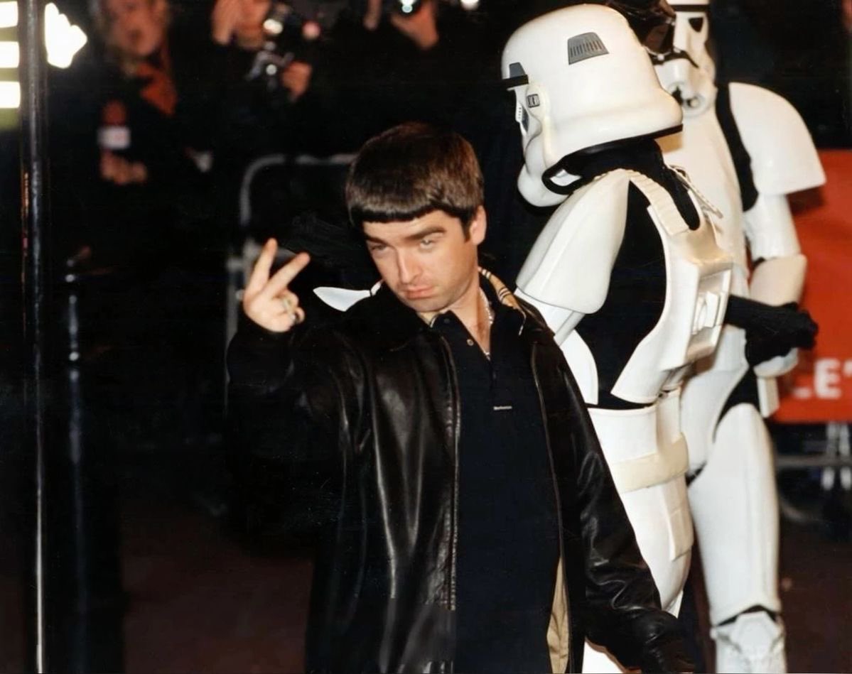 resistiendx's tweet photo. MAY THE 4TH BE WITH YOU
feliz día de star wars https://t.co/ftL1AueerL