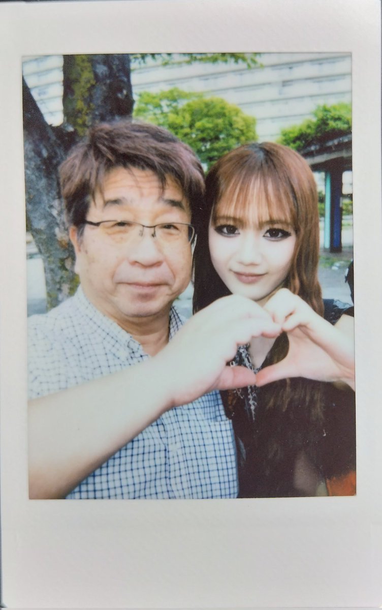 ken15618's tweet photo. 5月のライブ6⑨

2026/5/4(月)
『SHINKOIWA FOOD TRUCK JAM』
会場：新小岩公園

#HEROINE CIRCUS #HEROINECIRCUS
#ヒロインサーカス @HEROINE_CIRCUS
#MARIA ❤️ 
#KAEDE 💜
#COCONA 💛
#MIKI 💙
#NANAKO 💚

#2605Liveチェキツイ

MARIA https://t.co/PrTLPBs3iw
