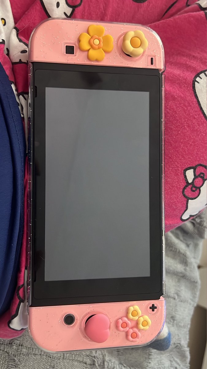 Mirad q le he comprado a mi switch, ahora es 100% girlie
