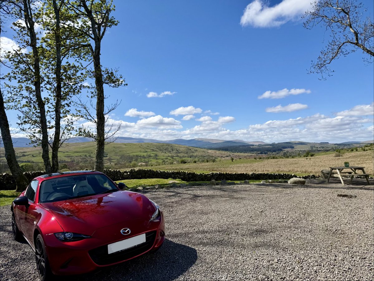 markhfaulkner's tweet image. @mazdaukpr @Mazda_UK @MazdaStockport the perfect car for the perfect bank holiday #mx5 #scotland 🚗🏴󠁧󠁢󠁳󠁣󠁴󠁿