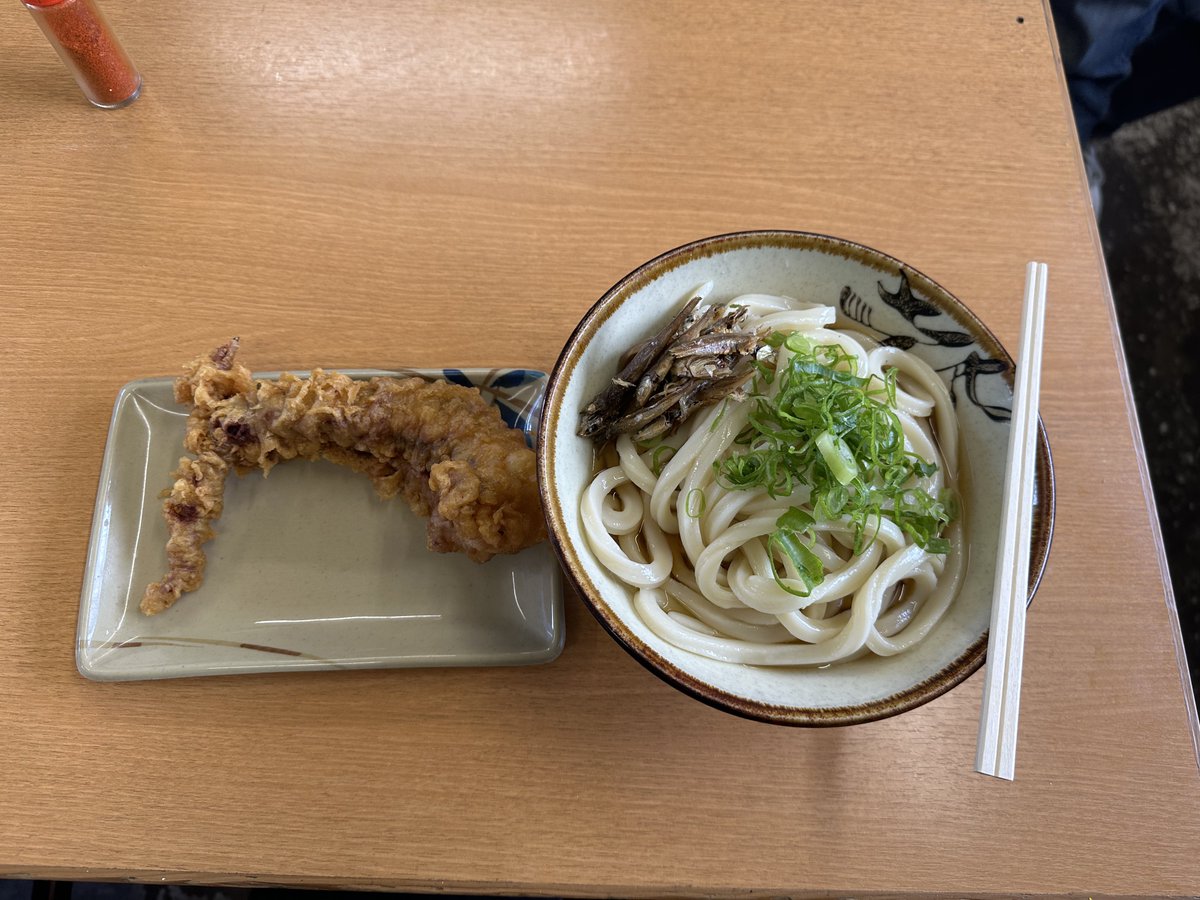今日は会社の後輩＋派遣さん3人で香川旅 ・駄菓子屋ひなた ・上戸
