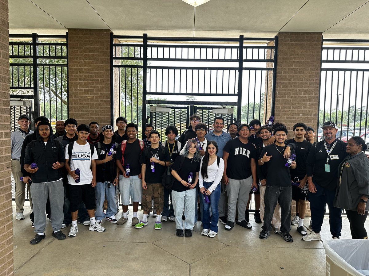 SBISD Future Officials Academy 🏈⚾️🏐⚽️🏀 tweet media