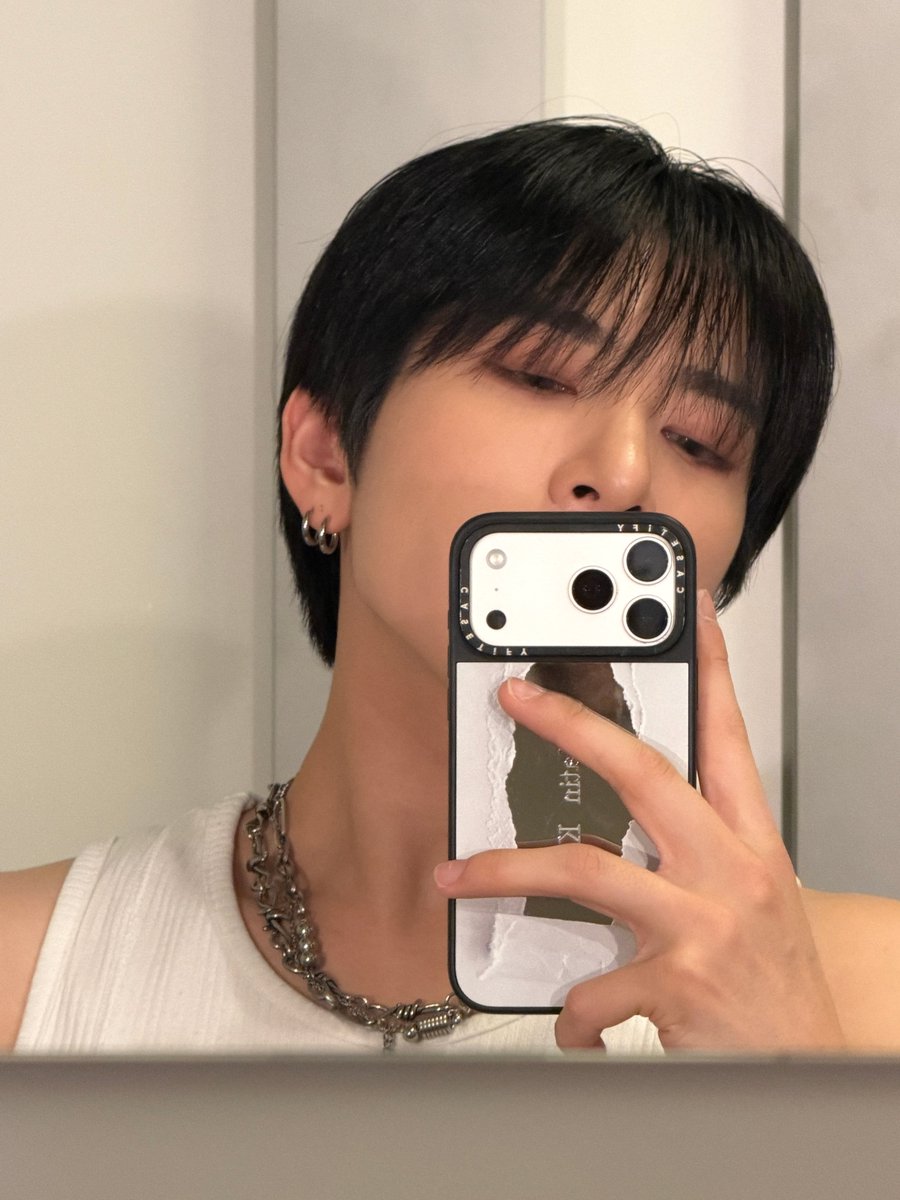 TRENDZ (트렌드지) tweet media