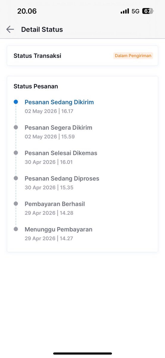 Safiryu's tweet photo. @klikindomaret aduhh kacau banget belanja disini, udh hampir seminggu barang ga dikirim, dan gaada kejelasan pengiriman, ngajuin komplain 2 hari ga dibales, chat wa ga di respon, udh nanya ke toko indomaret terdekat ttp gaada solusi, harus gmn? Kalo g krn event gakan blnj disini https://t.co/kHaPB193Be