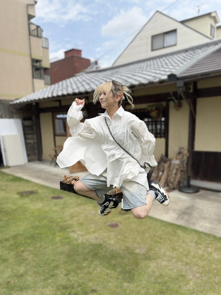 涼賀あかり tweet media