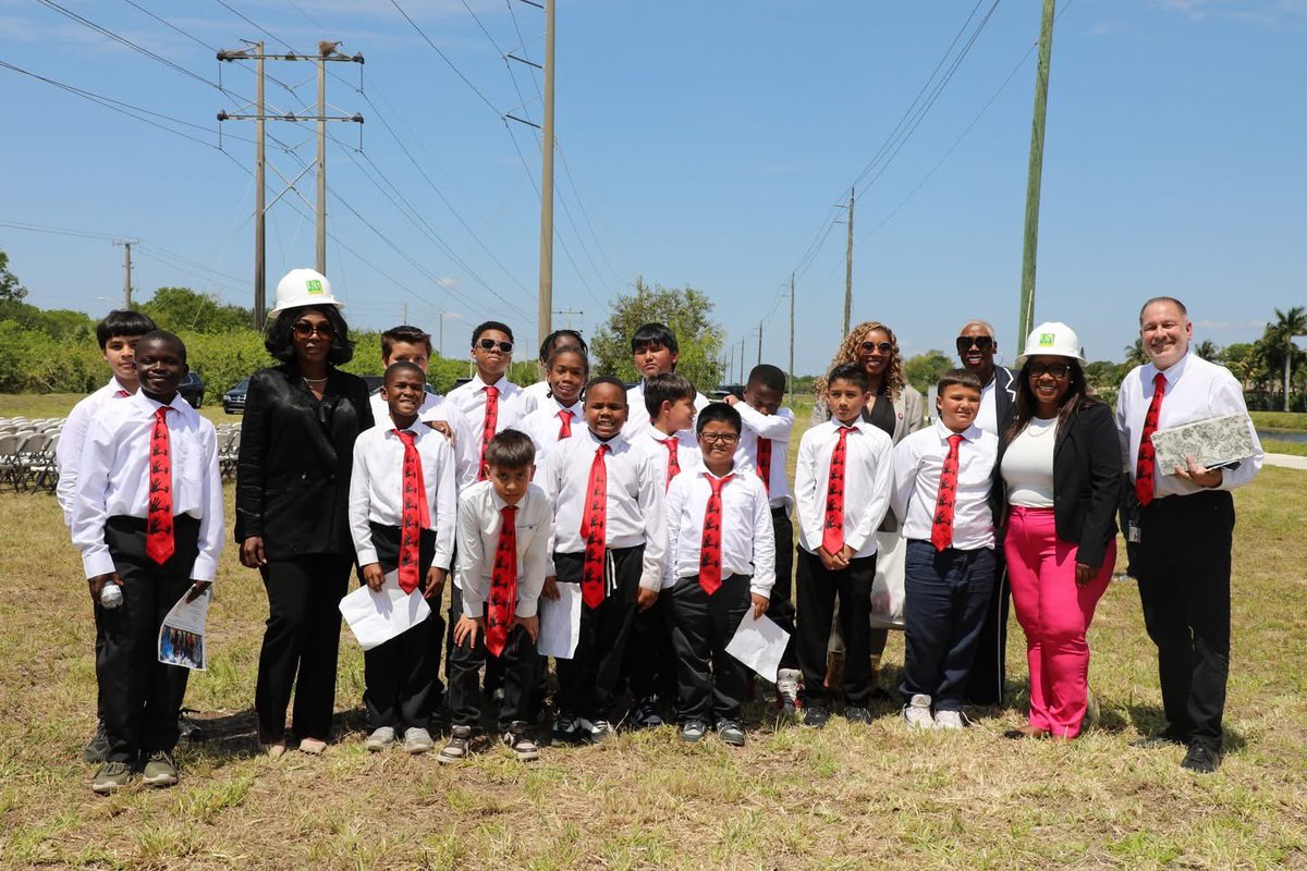 Broadview_ES's tweet photo. Our 5000 Role Models showed up in a big way at the C-14 Pump Station Groundbreaking Ceremony in North Lauderdale! 💪🏾🌴They proudly represented Broadview, contributing items for the time capsule and being part of a moment that will live on for generations. 💕 https://t.co/GH5IEgQhE5