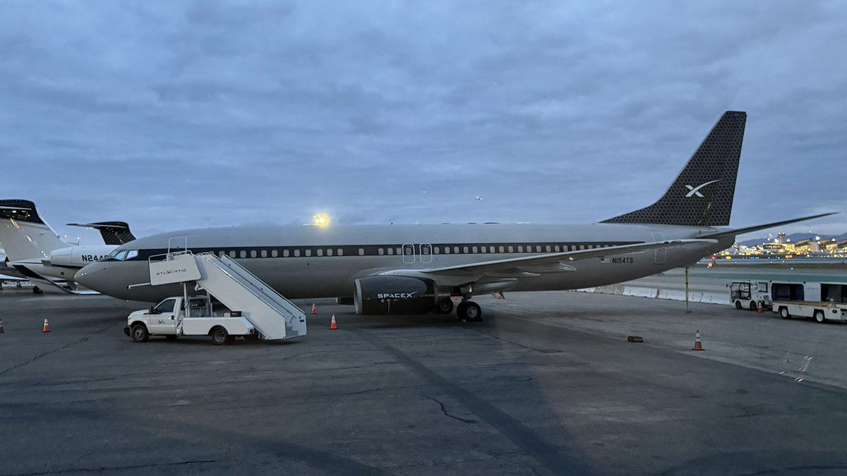 Patrick_M_Mack's tweet photo. Hey, @elonmusk, I feel like I keep finding myself parked next to SpaceX equipment! 😄 Love it. 😍 Oh, and the Gulfstreams I fly all have Starlink of course! What a great tool. https://t.co/oDDVnyDv1G