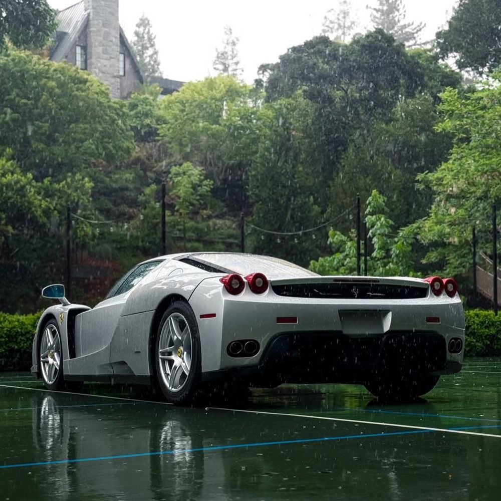 Retromania4ever's tweet image. ✅⬜🟥 2003 #Ferrari Enzo finished in the rare exterior color Argento #Nürburgring.
6.0-liter V-12 engine producing 660 hp and accelerates from 0 to 100 km/h in 3.65 seconds. 
(limited production of 399 units)