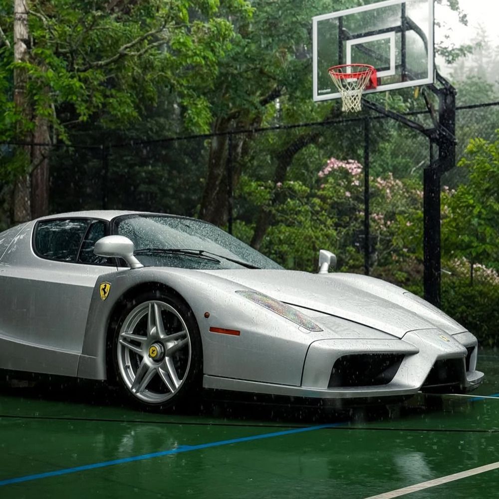 Retromania4ever's tweet image. ✅⬜🟥 2003 #Ferrari Enzo finished in the rare exterior color Argento #Nürburgring.
6.0-liter V-12 engine producing 660 hp and accelerates from 0 to 100 km/h in 3.65 seconds. 
(limited production of 399 units)