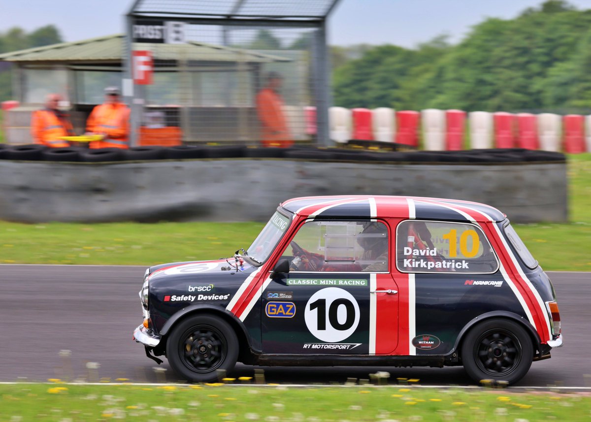 dungey2002's tweet photo. Action from todays #SpringSpeedsters BRSCC Classic Mini Racing Championship at @CastleCombeUK
https://t.co/Hq3KbmnRfe https://t.co/qBrLbN9LlC