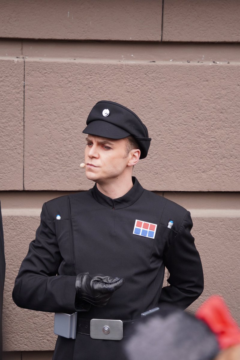 Jennieartiic's tweet image. SIR?!😳
#DLP #StarWars